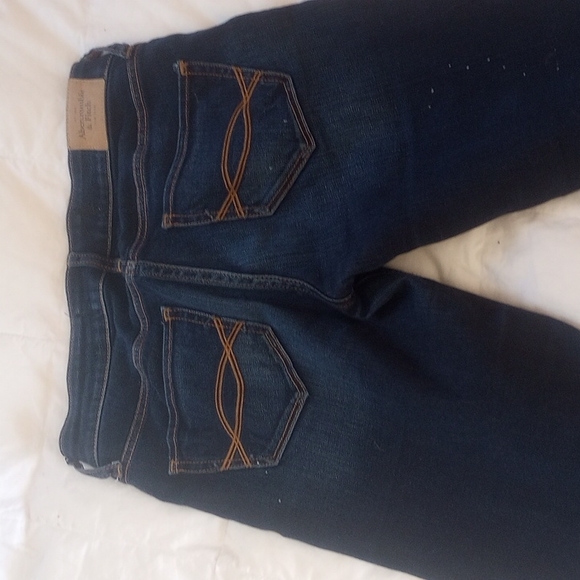 Abercrombie & Fitch low rise straight leg jean - Picture 3 of 3